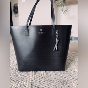 Black kate spade tote